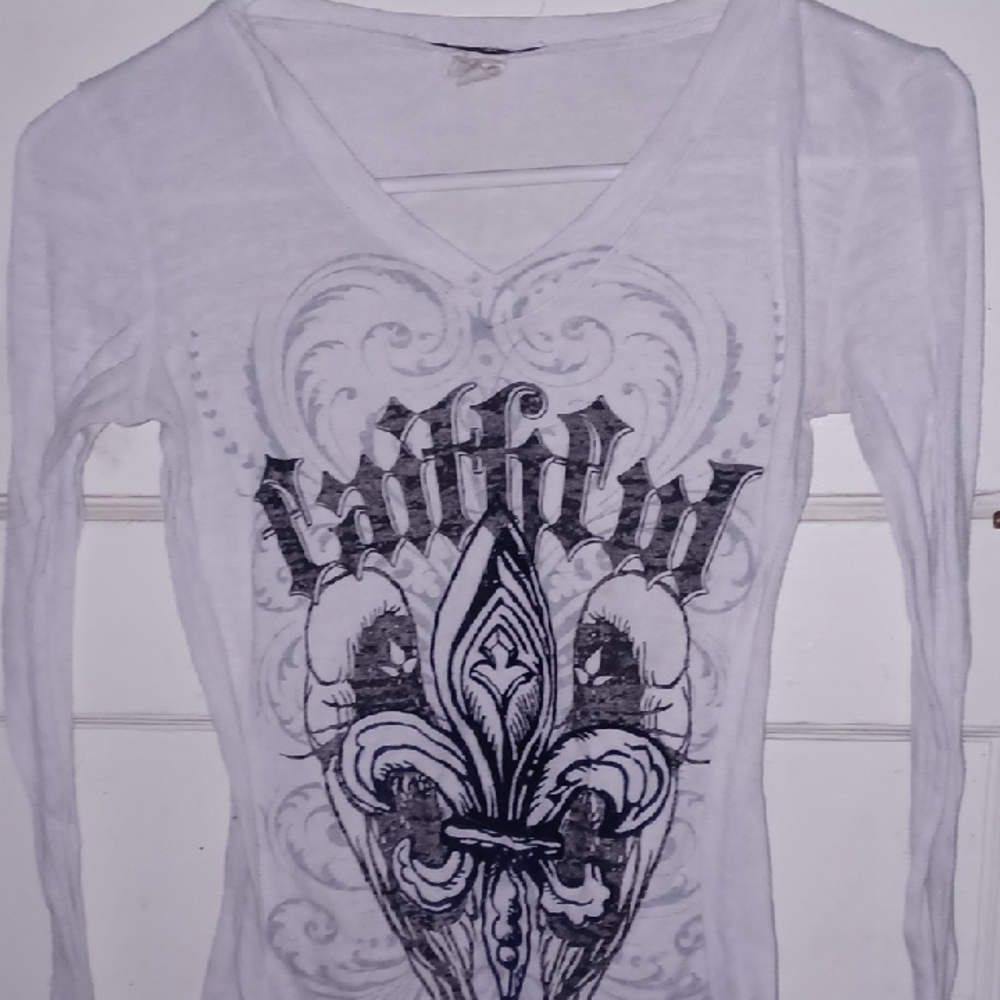 BKE White Graphic Long Sleeve Tee